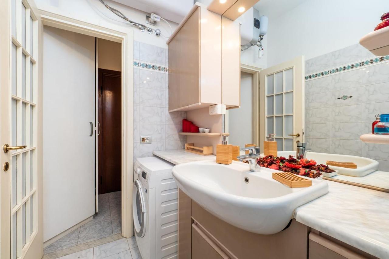 Navigli Apartment- Hosted By Sweetstay Милан Экстерьер фото